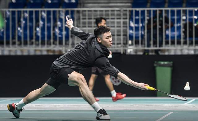 场上表现不 场上表现不